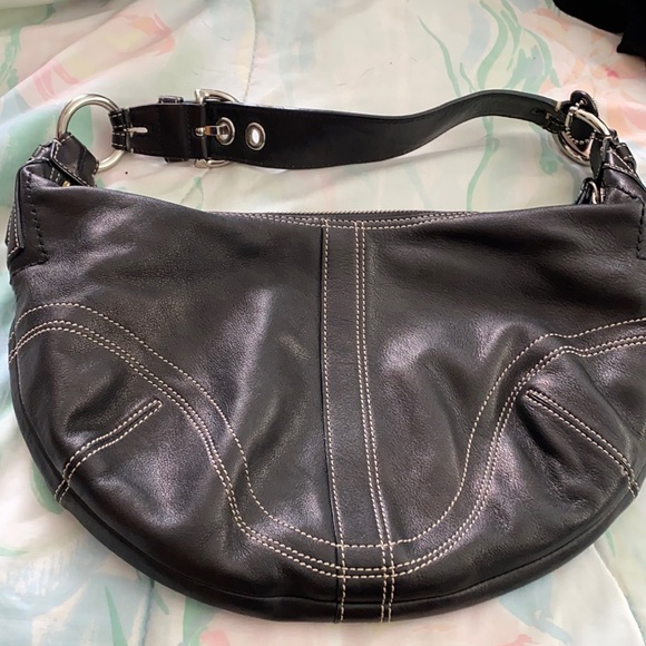 Leather coach purse - Picture 2 of 4